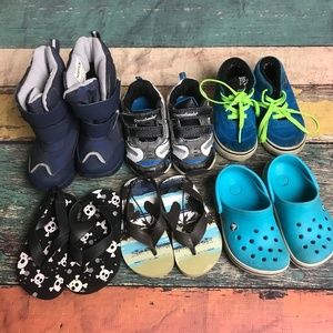 Boys Shoe Lot size 6/7